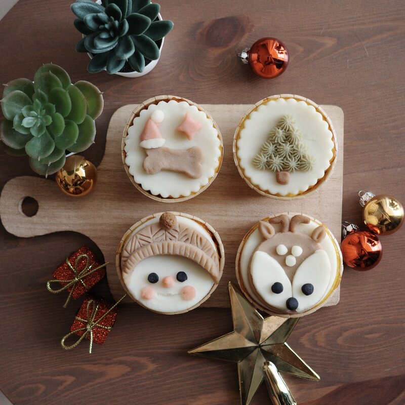 Christmas cupcakes 1